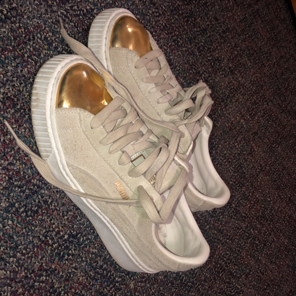 Platform puma sneakers